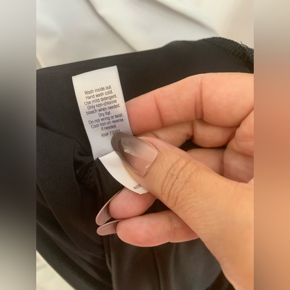 Jennifer Lopez top - Picture 5 of 7